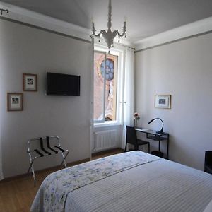 Private Bathroom Room